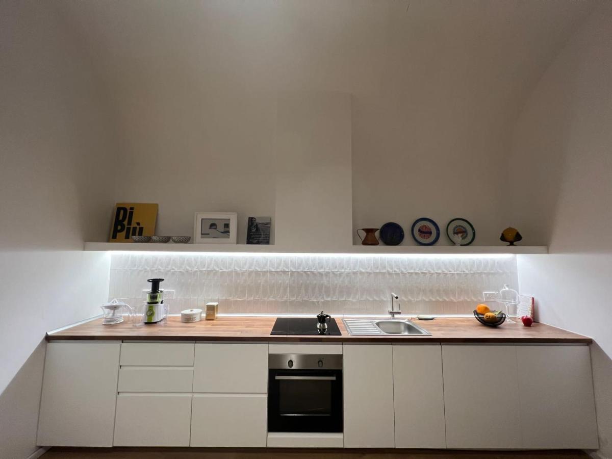 La Finestra Su Chiaia Napoli